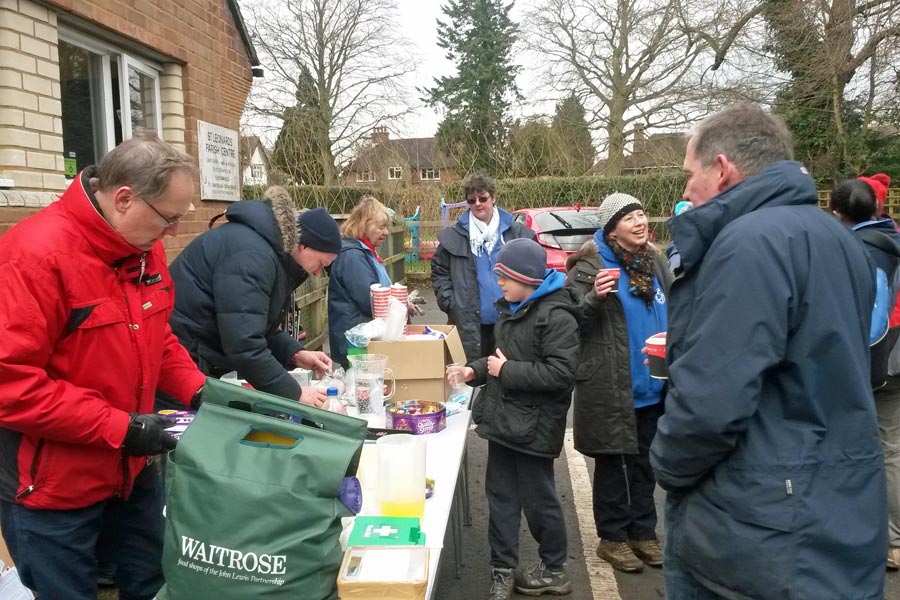 gathering for chesham bois common clear up 2016e