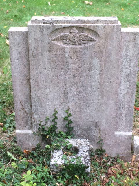 Photo of memorial to Flying Officer Roy Frederick, at Chesham Bois Burial Ground